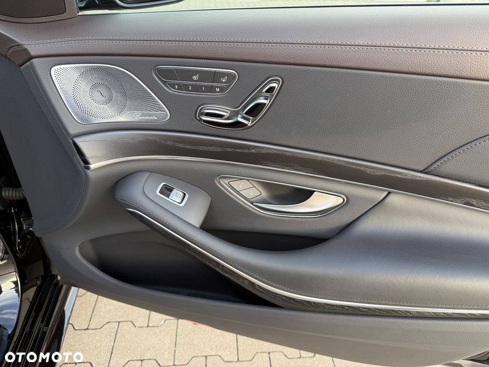 Mercedes-Benz Klasa S 400 d 4-Matic L 9G-TRONIC - 35