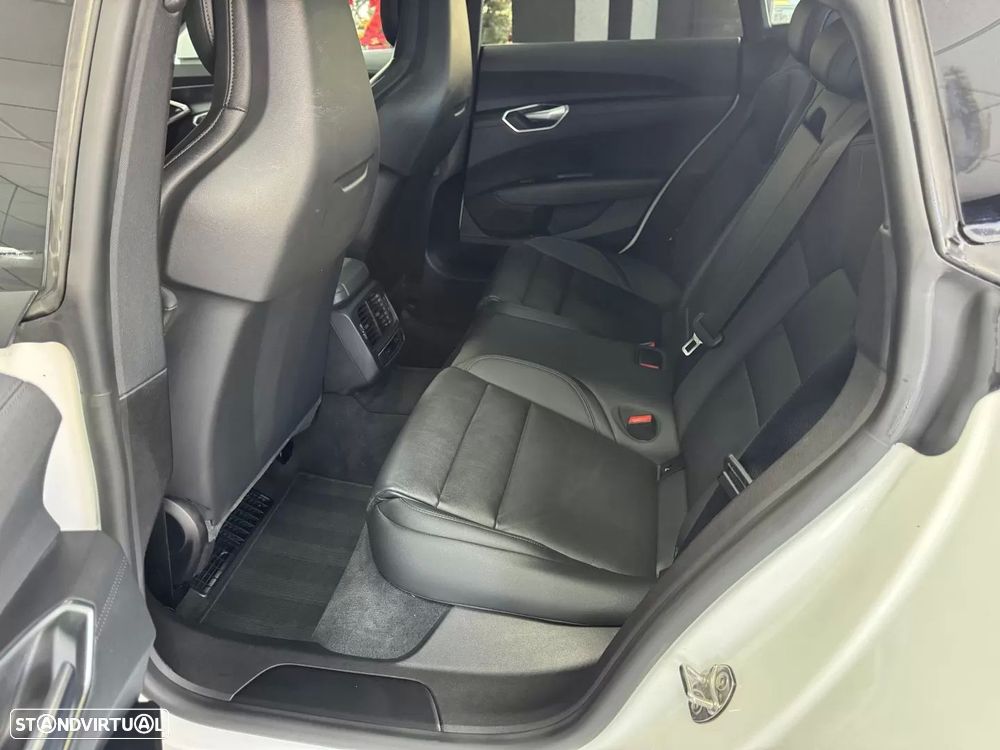 Audi e-tron GT quattro - 27