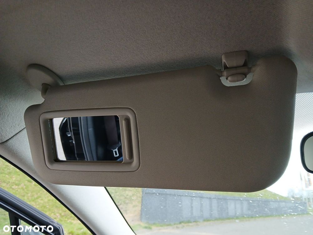 Toyota Corolla 1.8 Hybrid Comfort - 37