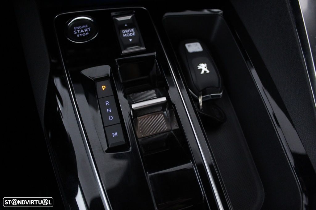 Peugeot 5008 1.2 PureTech Allure Pack EAT8 - 31