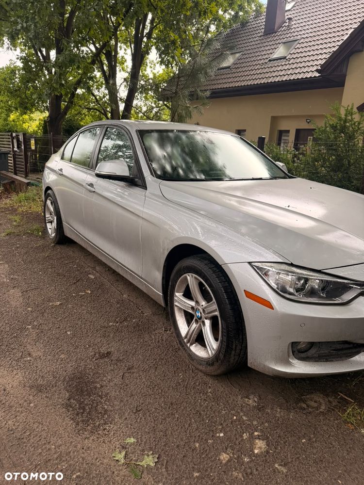 BMW Seria 3 320i - 2