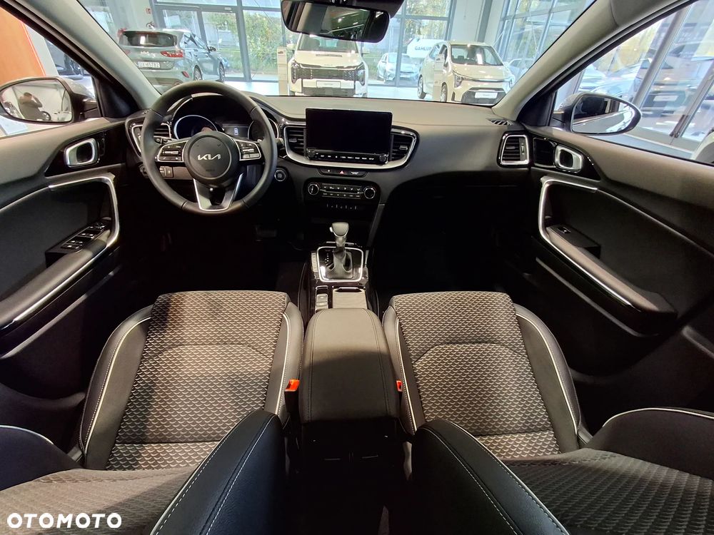 Kia Ceed 1.5 T-GDI Tribute DCT - 12