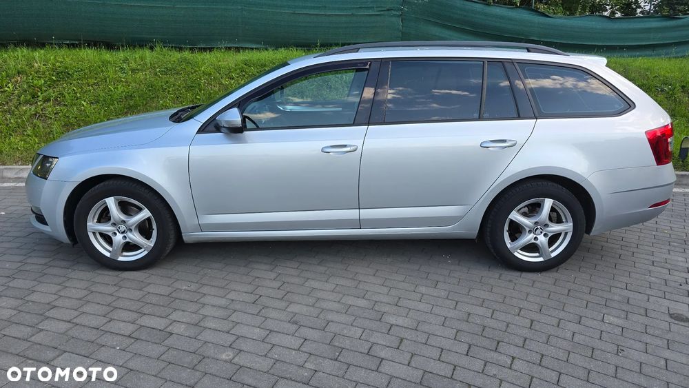 Skoda Octavia 1.6 TDI SCR Style - 4