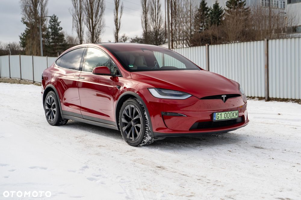 Tesla Model X - 6