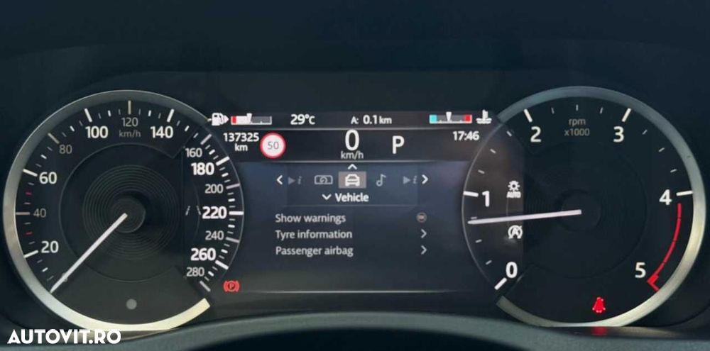 Jaguar XE D200 RWD MHEV R-Dynamic S - 25