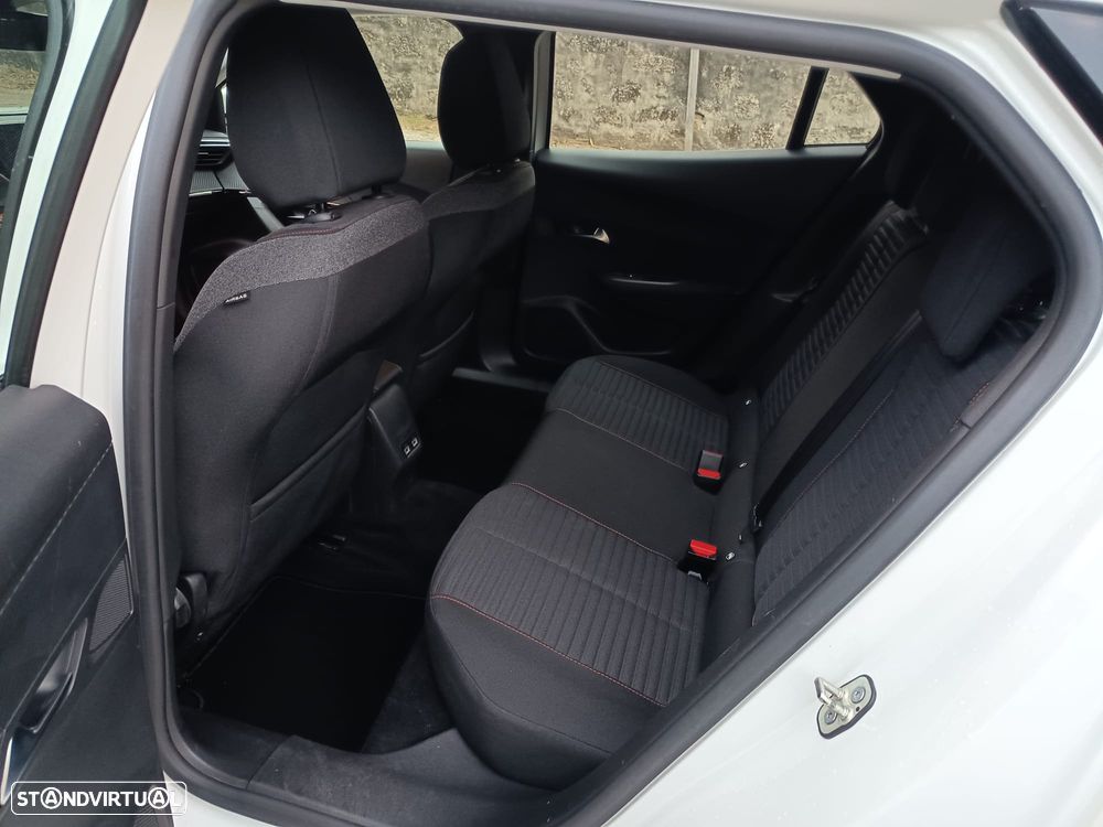 Peugeot e-2008 50 kWh Active Pack - 13