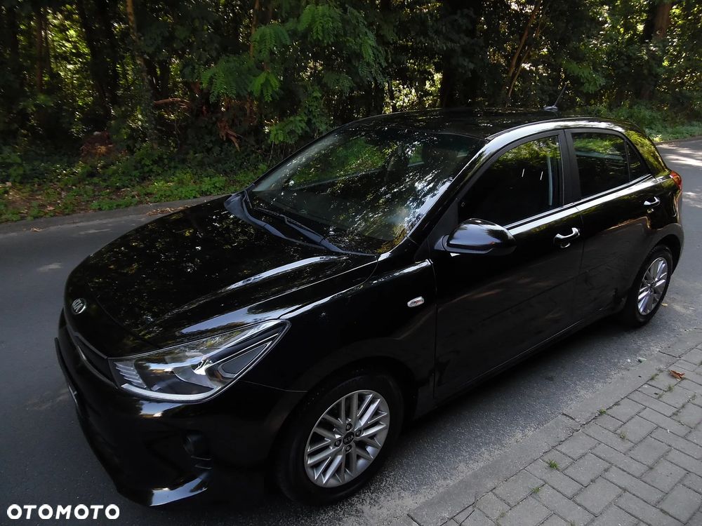 Kia Rio - 3