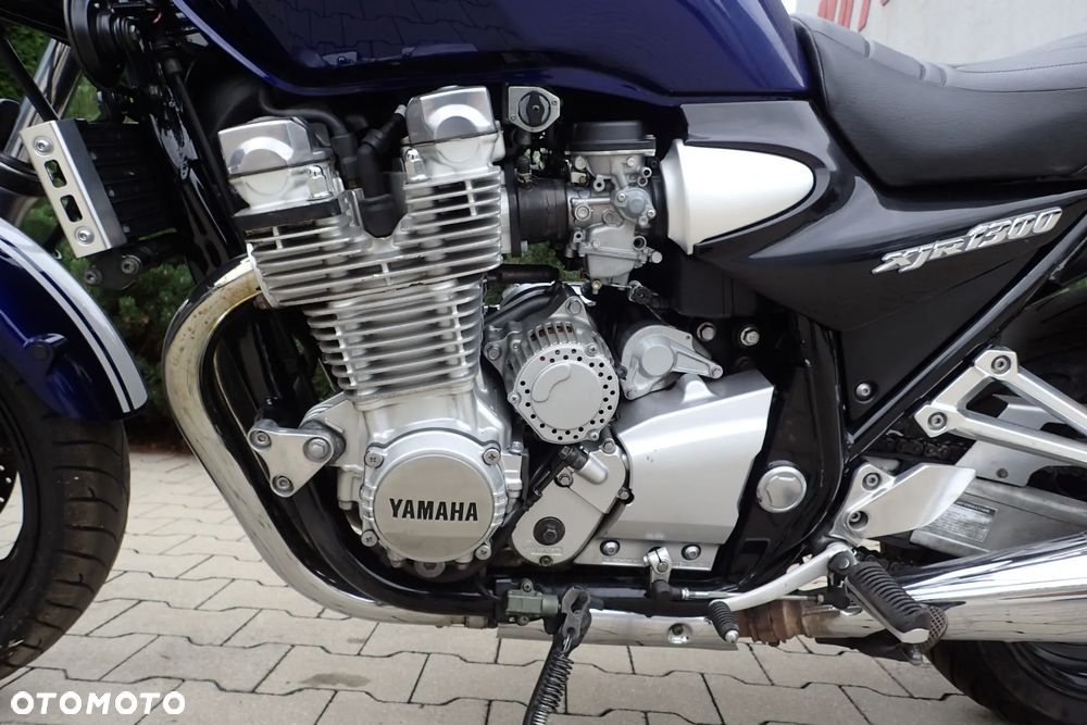 Yamaha XJR - 7
