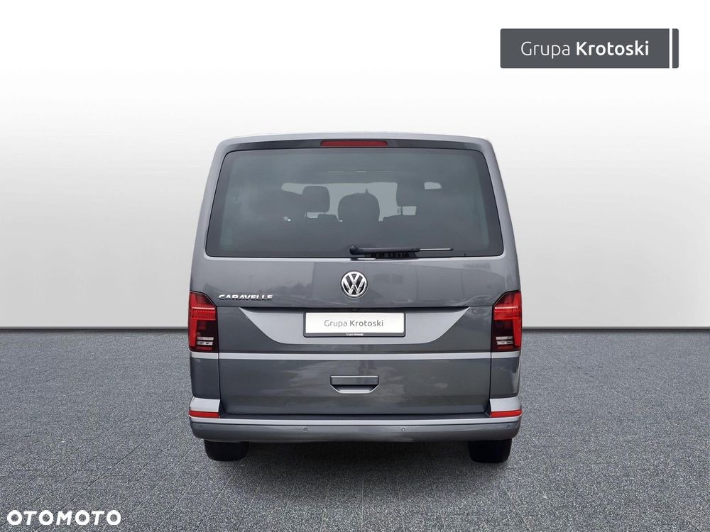 Volkswagen Caravelle - 10