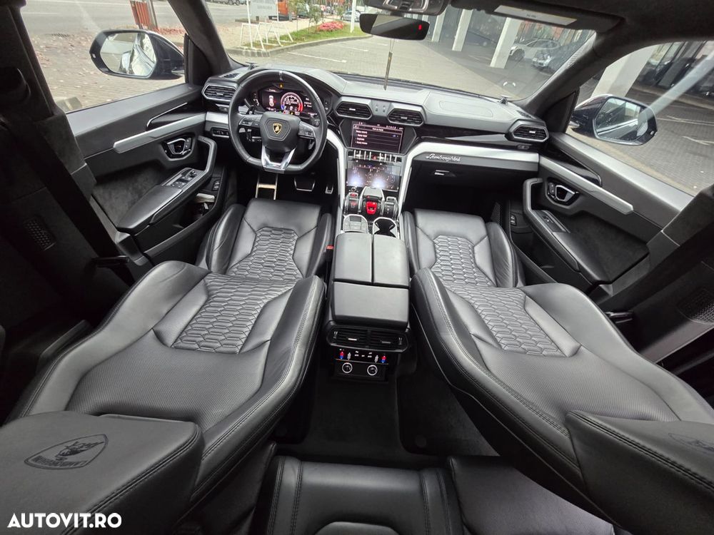 Lamborghini URUS - 7