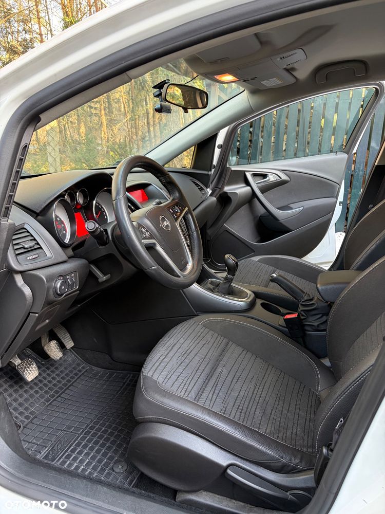 Opel Astra 1.4 T Active EU6 - 10