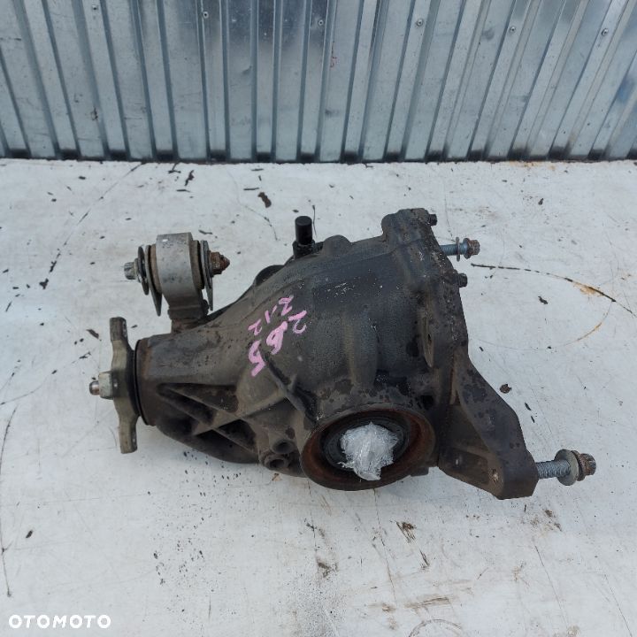 MOST TYLNY DYFER MERCEDES E W212 C W204 DIESEL 2043510508 ORYGINALNY DEMONTAZ - 1