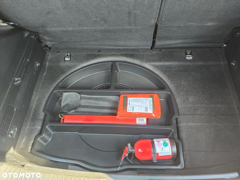 Kia Venga 1.6 Business Line - 27