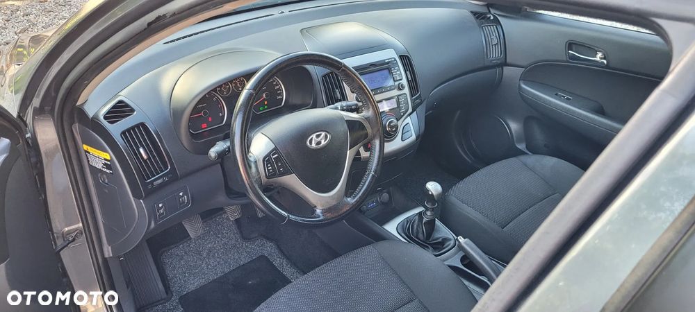Hyundai i30 1.4 Blue Comfort - 11