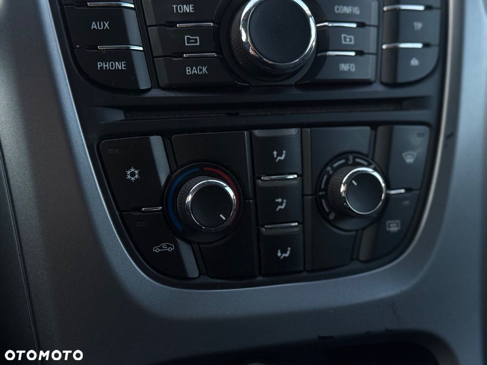 Opel Astra 1.7 CDTI DPF White Edition - 24