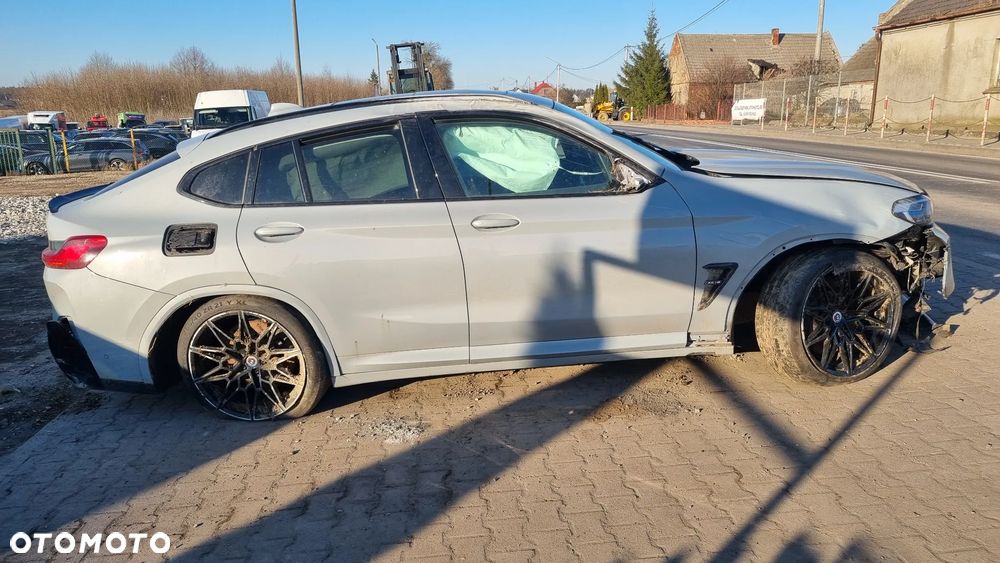 BMW X4 M Competition - 12