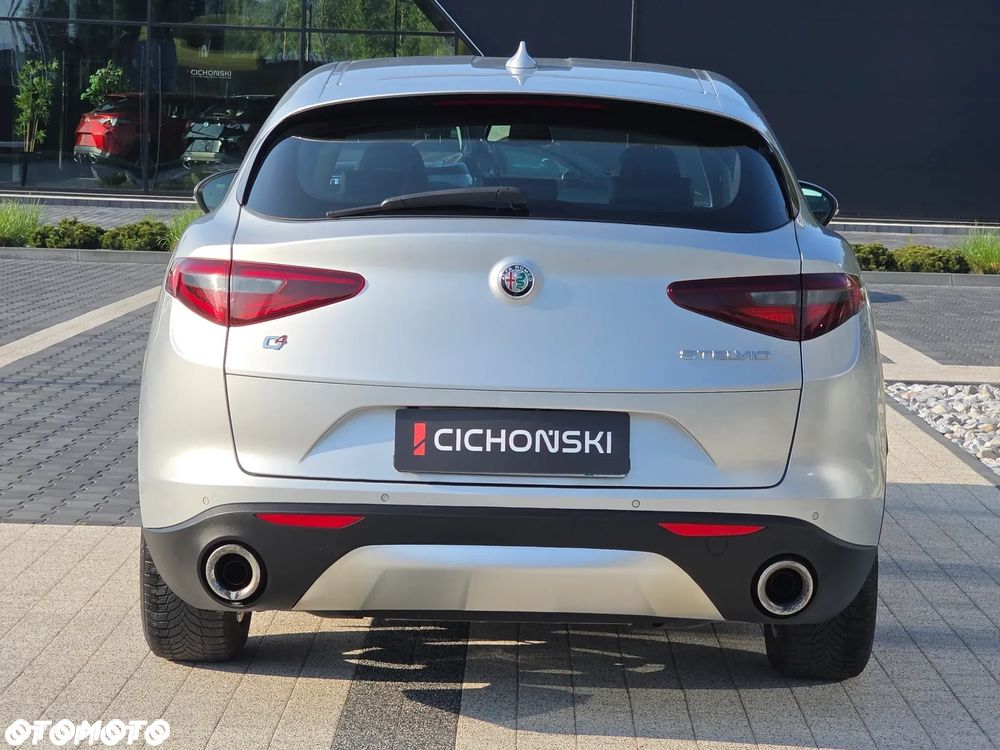 Alfa Romeo Stelvio 2.0 Turbo Super Q4 - 6