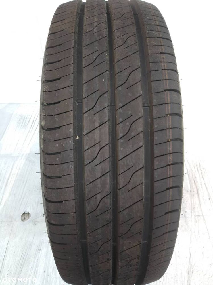 Goodyear EfficientGrip Cargo 2 215/65 R16C 106/104H 2024 - 1