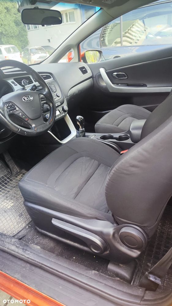 Kia Ceed - 6