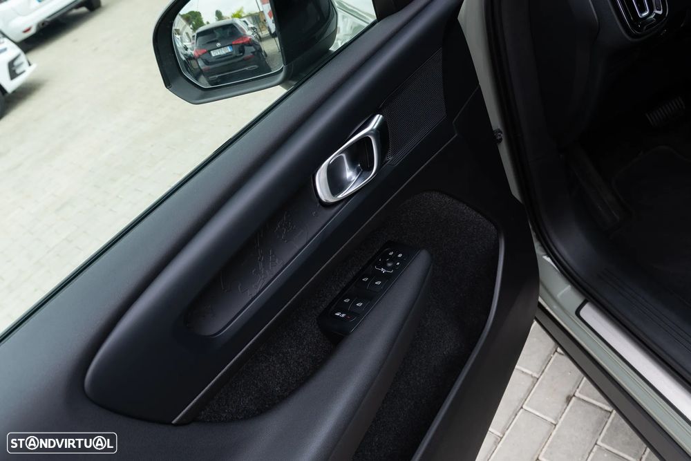 Volvo XC 40 Recharge Plus - 20