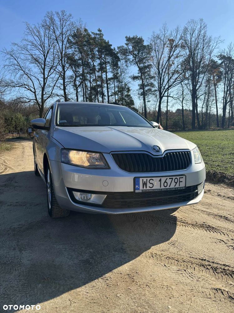 Skoda Octavia 1.6 TDI Ambition DSG - 25