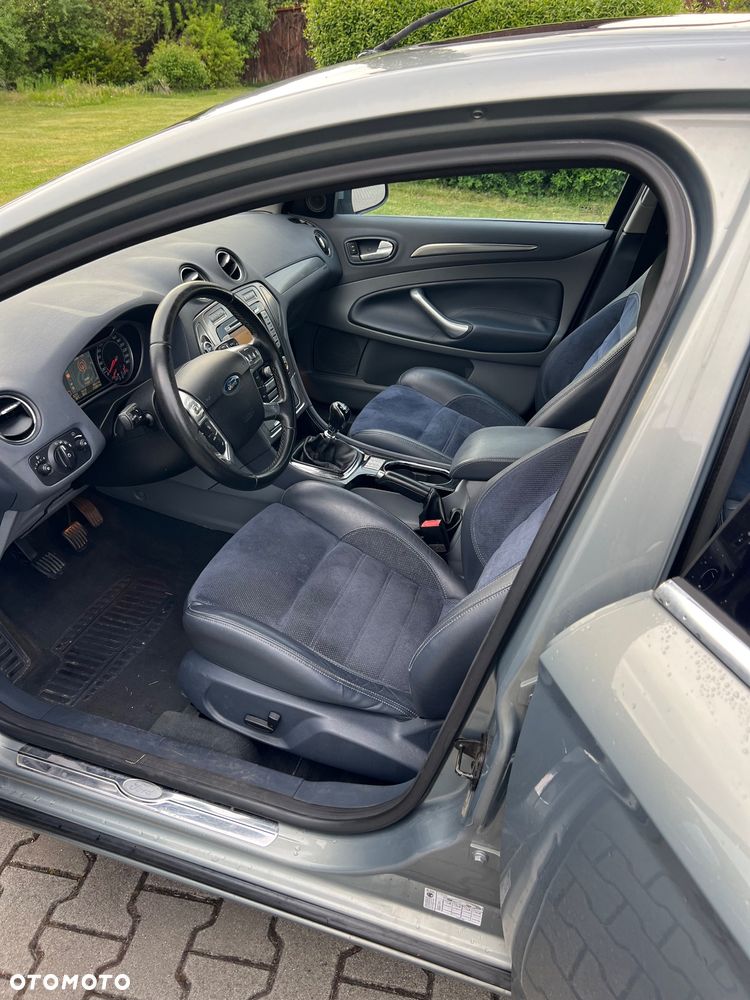 Ford Mondeo 2.0 TDCi Titanium - 17
