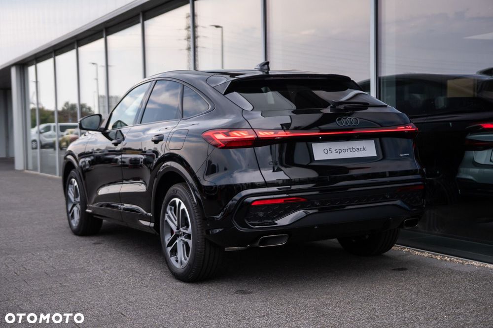 Audi Q5 Sportback - 4