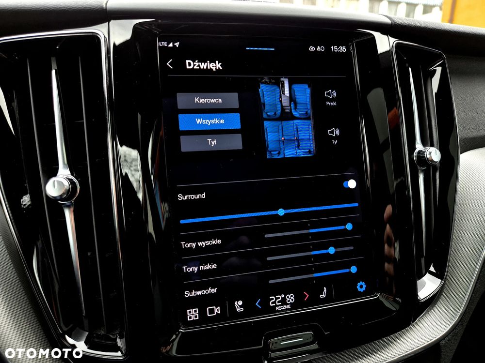 Volvo XC 60 T6 Plug-In Hybrid AWD Plus Dark - 28