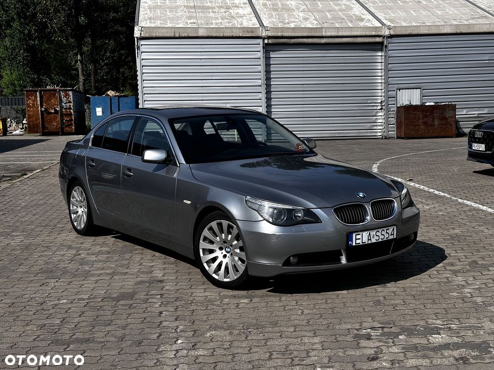 BMW Seria 5 525i - 1