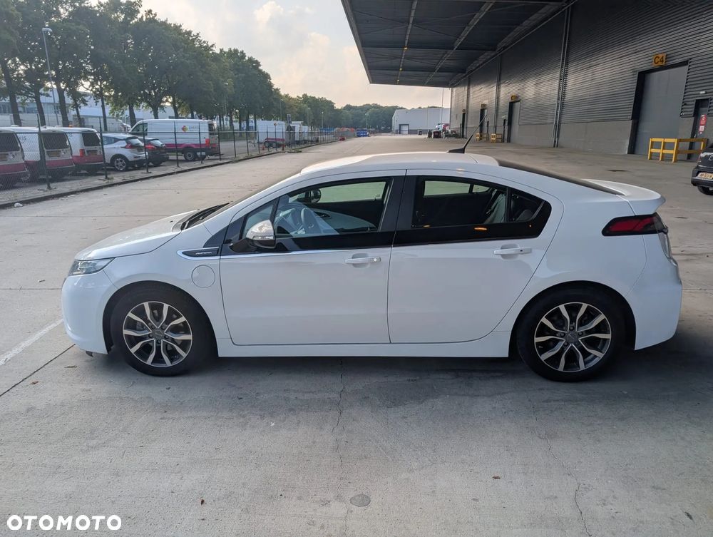 Opel Ampera - 3
