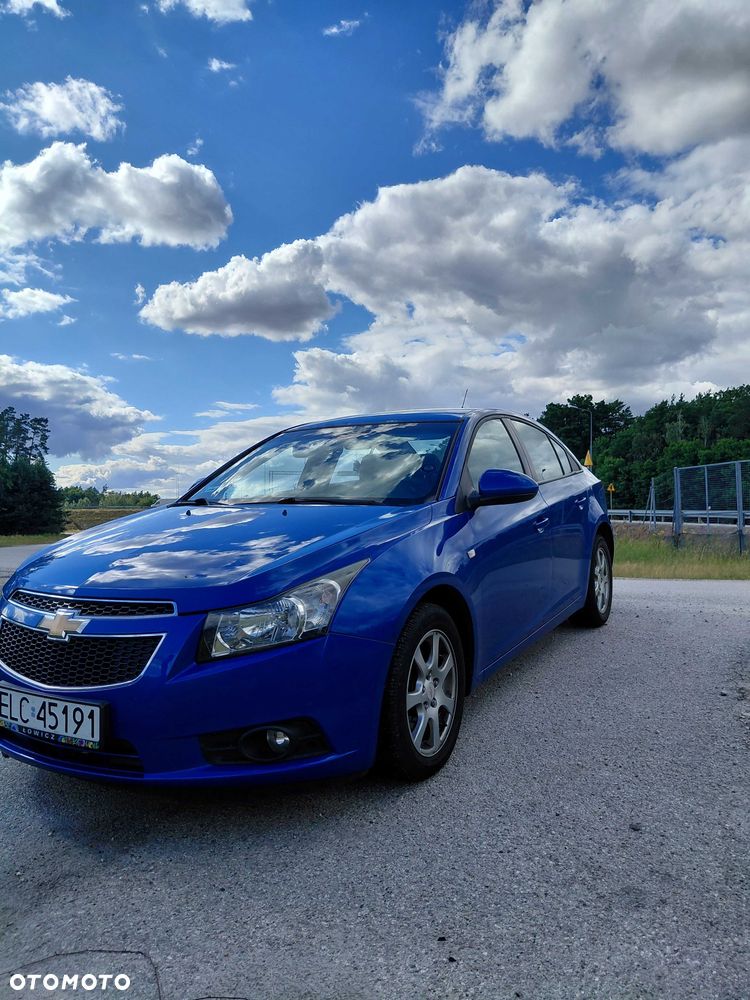 Chevrolet Cruze - 4