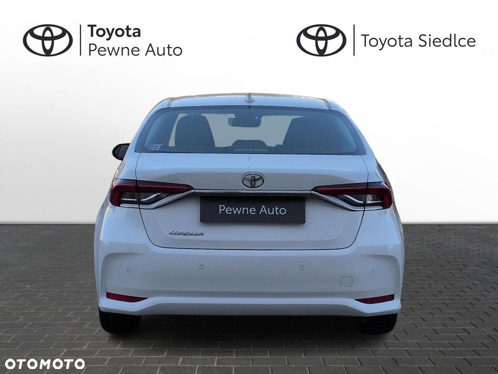 Toyota Corolla - 5