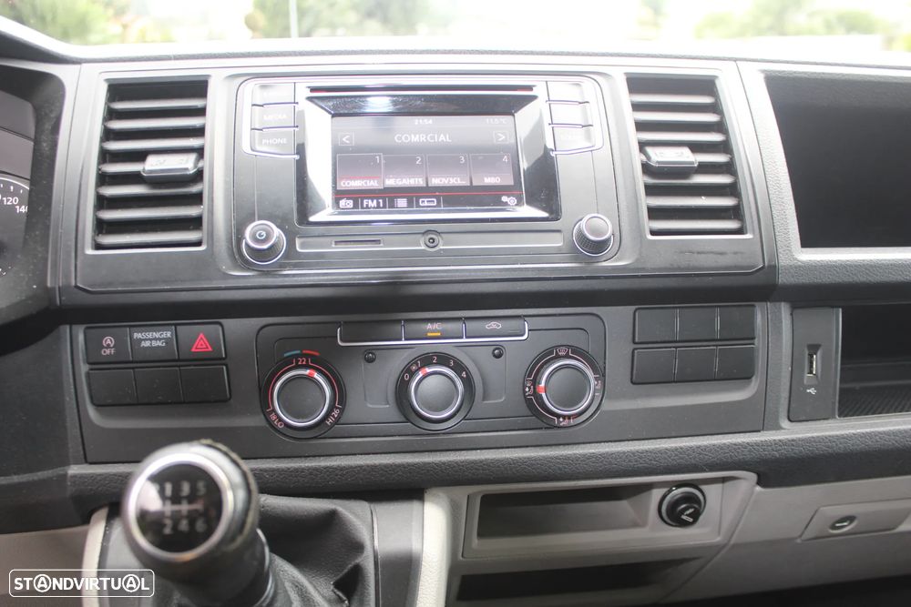 VW TRANSPORTER 2.0 TDI - 3 LUG. A/C - 18