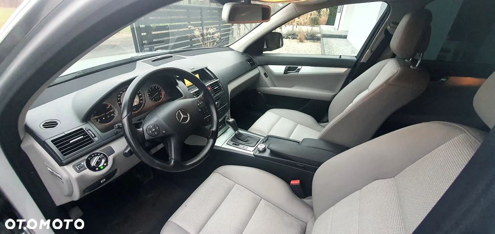 Mercedes-Benz Klasa C - 8