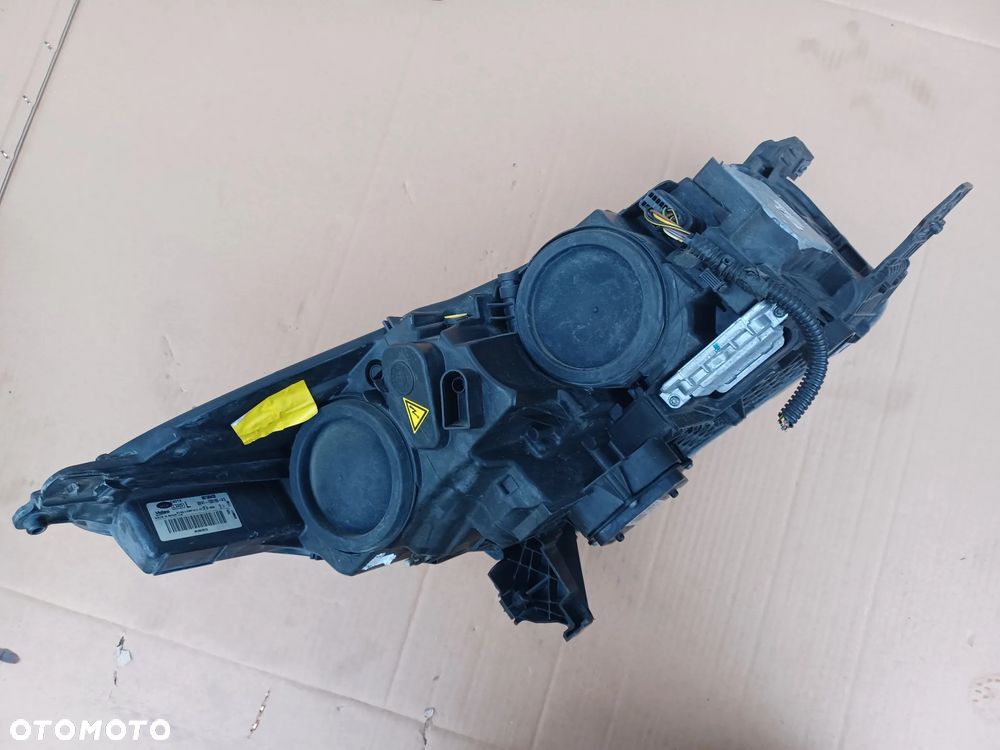 LAMPA PRZEDNIA XENON LED FORD KUGA MK2 LIFT - 22