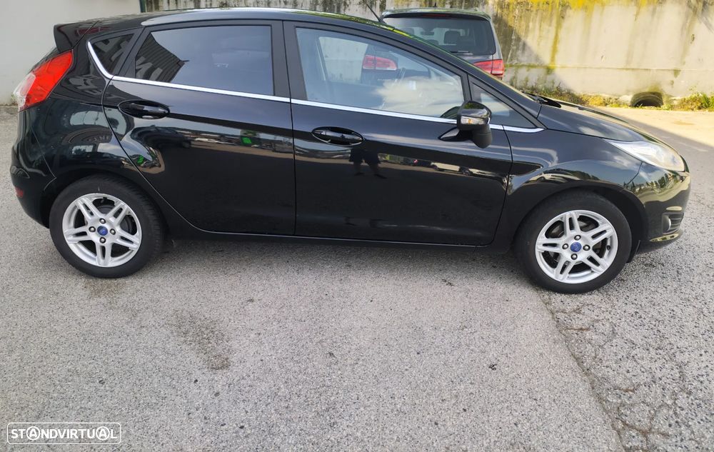 Ford Fiesta 1.5 TDCi Titanium - 2