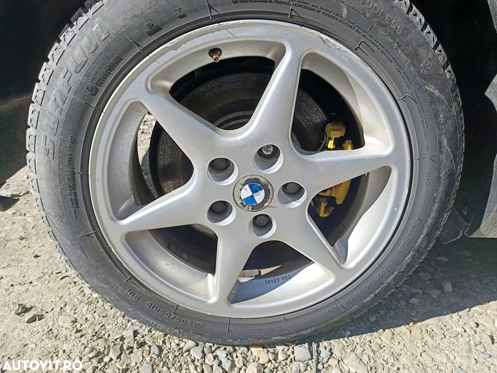 Dezmembram BMW Seria 1 Hatchback 118D 2.0 D 2007 - 8