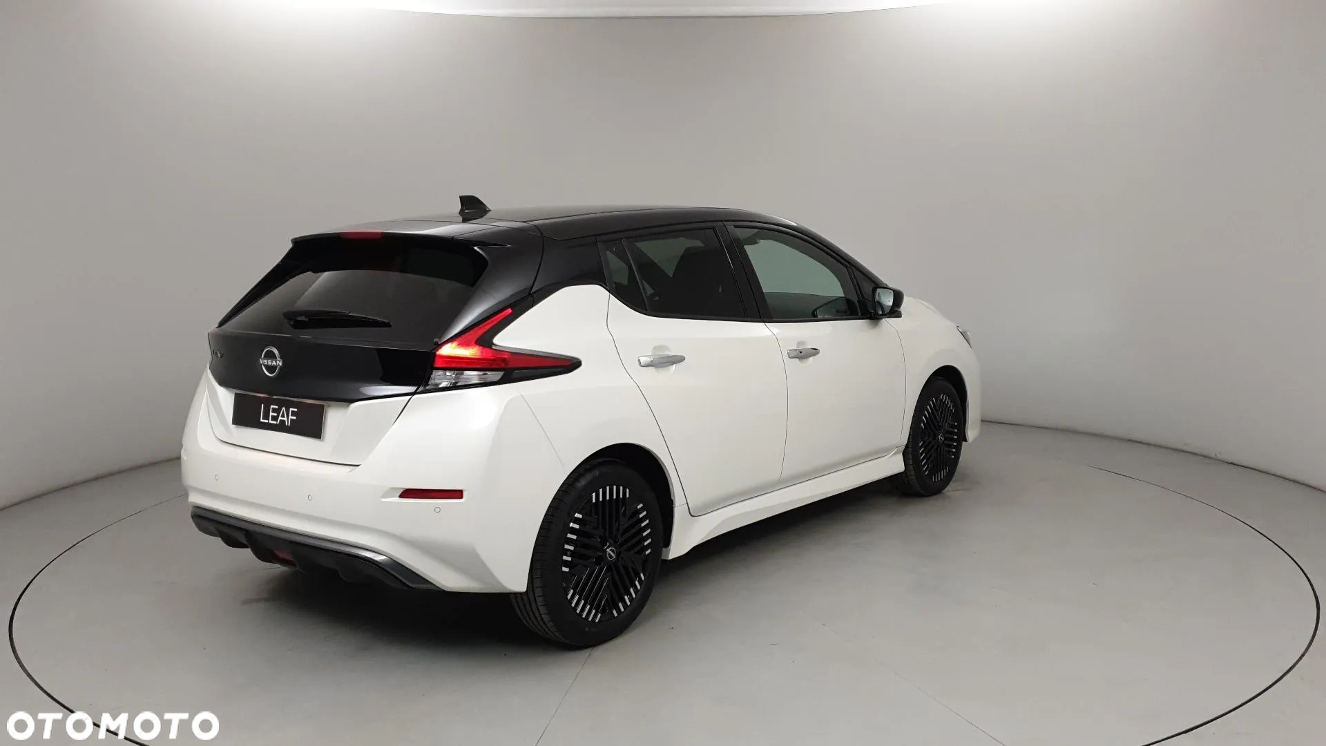 Nissan Leaf 40kWh N-Connecta - 11