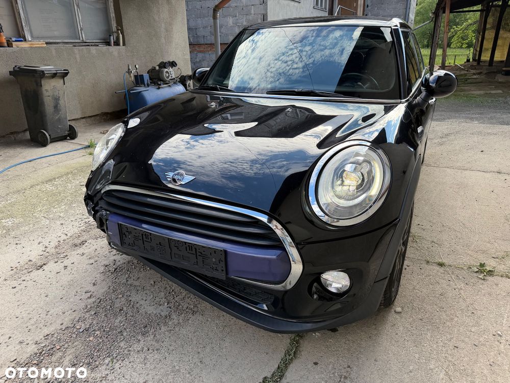 MINI Cooper Seven Chili - 24