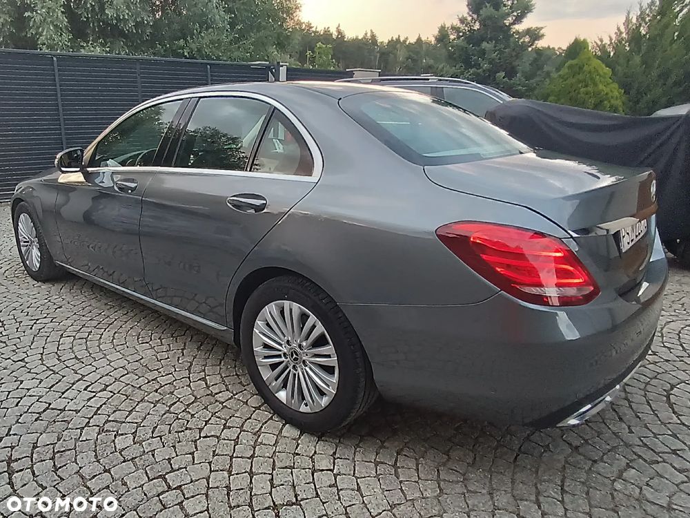 Mercedes-Benz Klasa C 180 9G-TRONIC Exclusive - 7