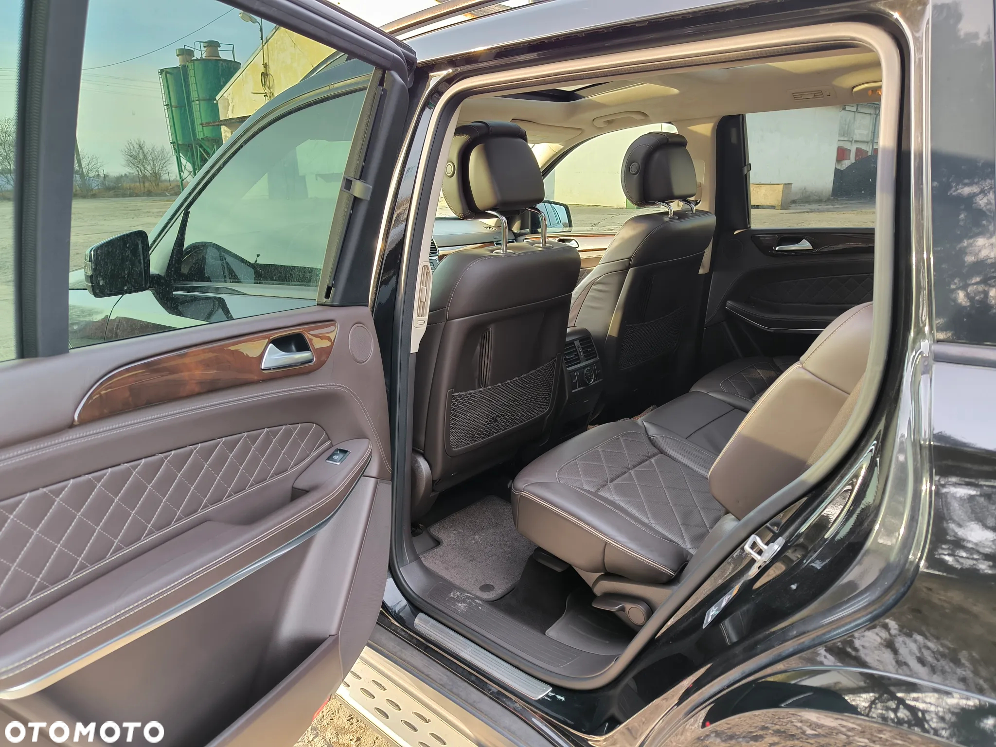 Mercedes-Benz GLS 500 4-Matic - 11