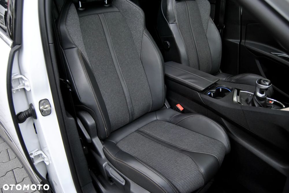 Peugeot 5008 2.0 BlueHDi Allure 7os - 22