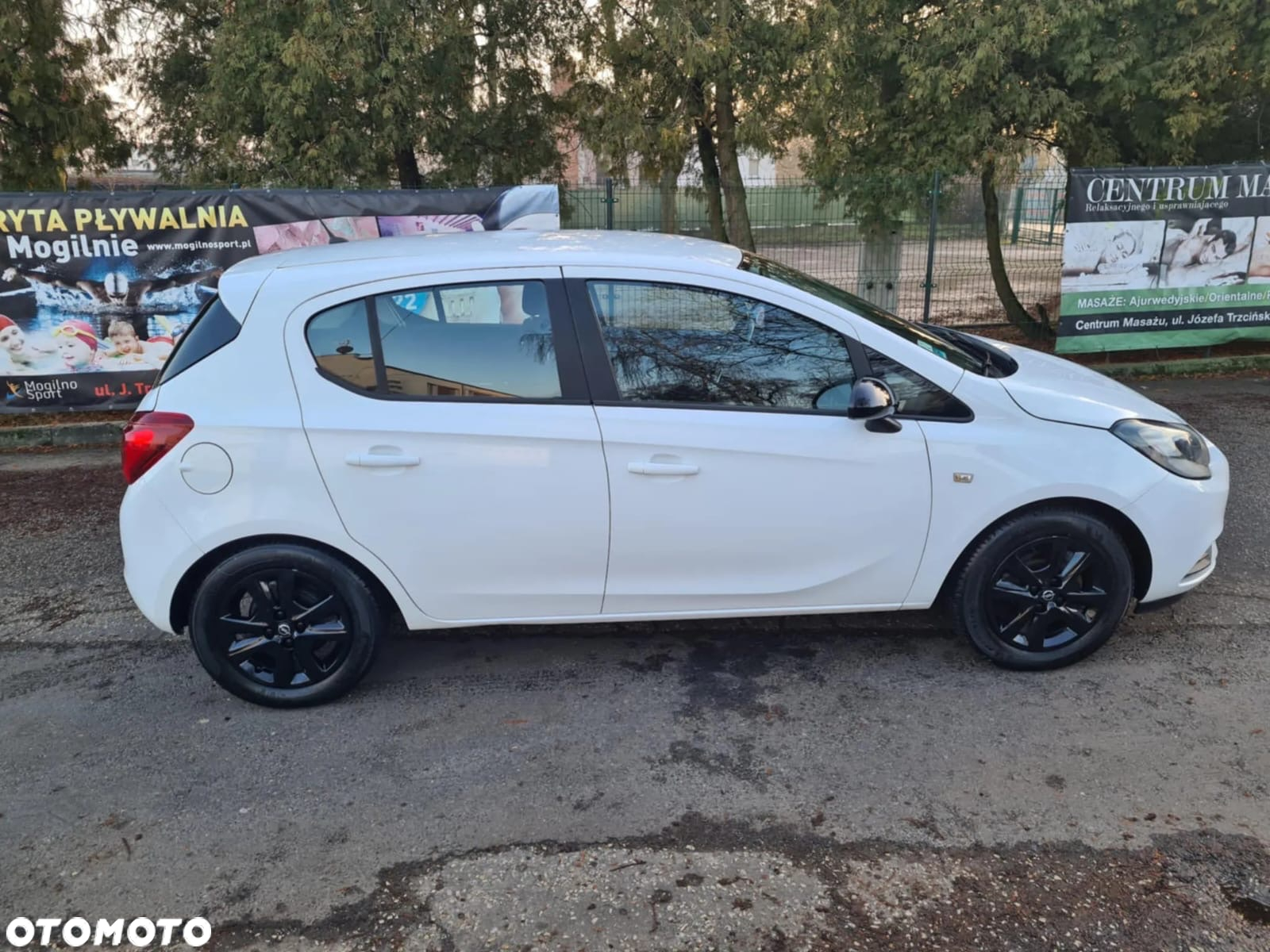 Opel Corsa 1.4 Color Edition - 2