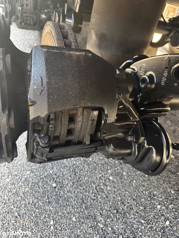 Renault GAMA T 480 - 10