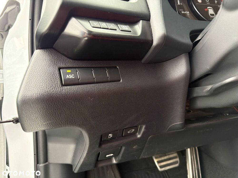 Lexus UX - 22