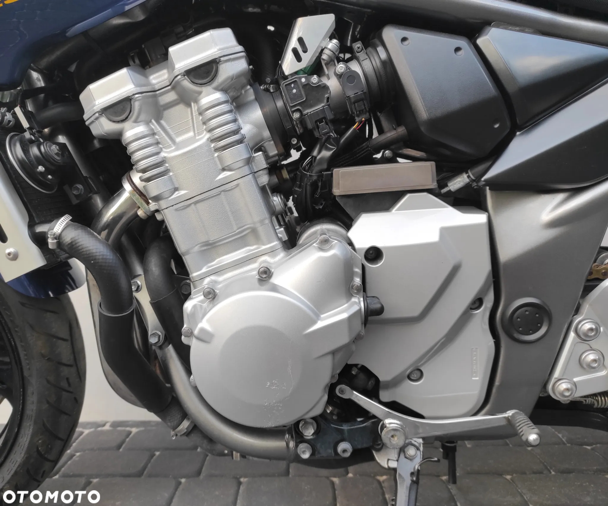 Suzuki Bandit - 12
