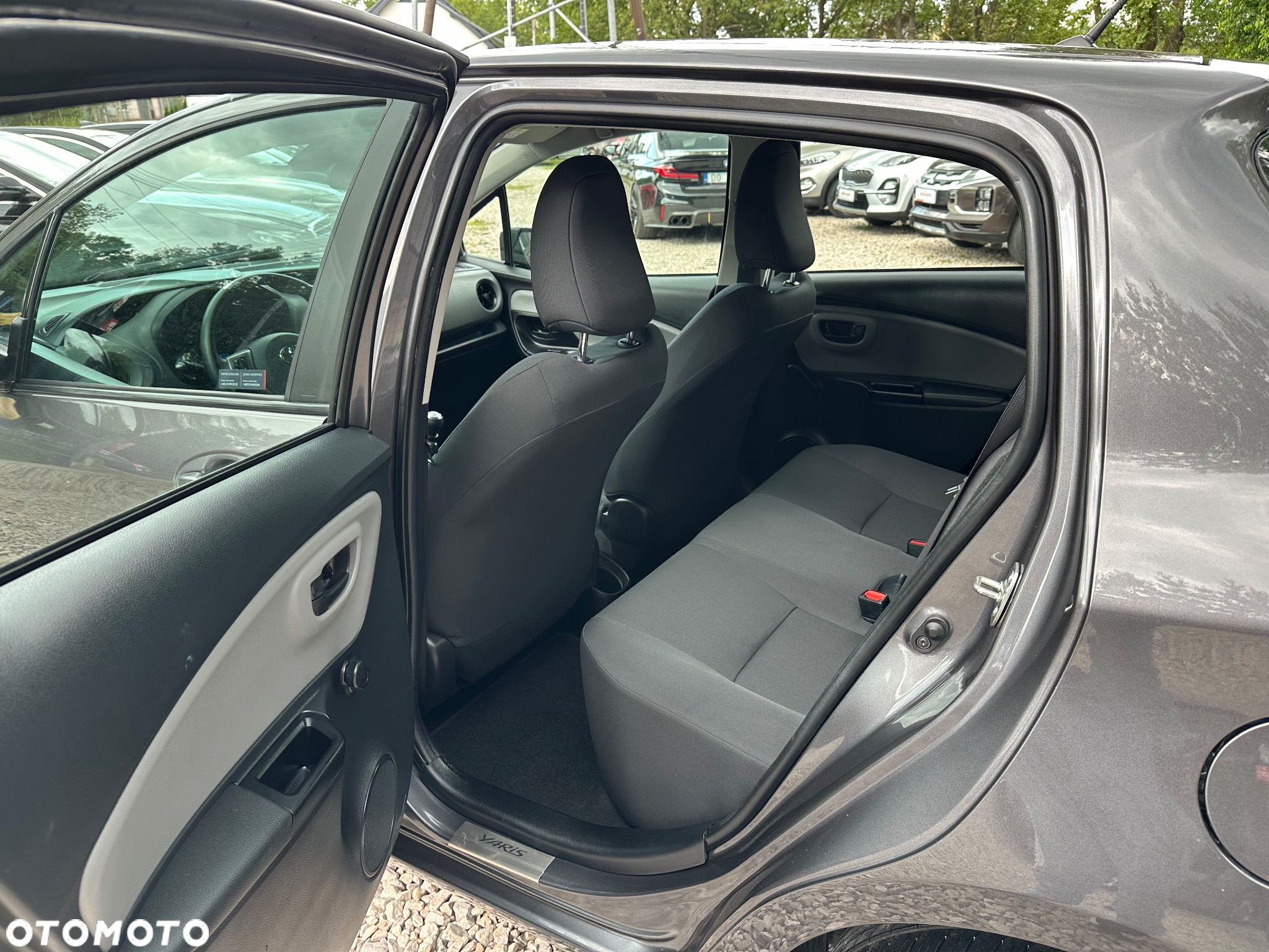 Toyota Yaris 1.5 Dynamic - 15