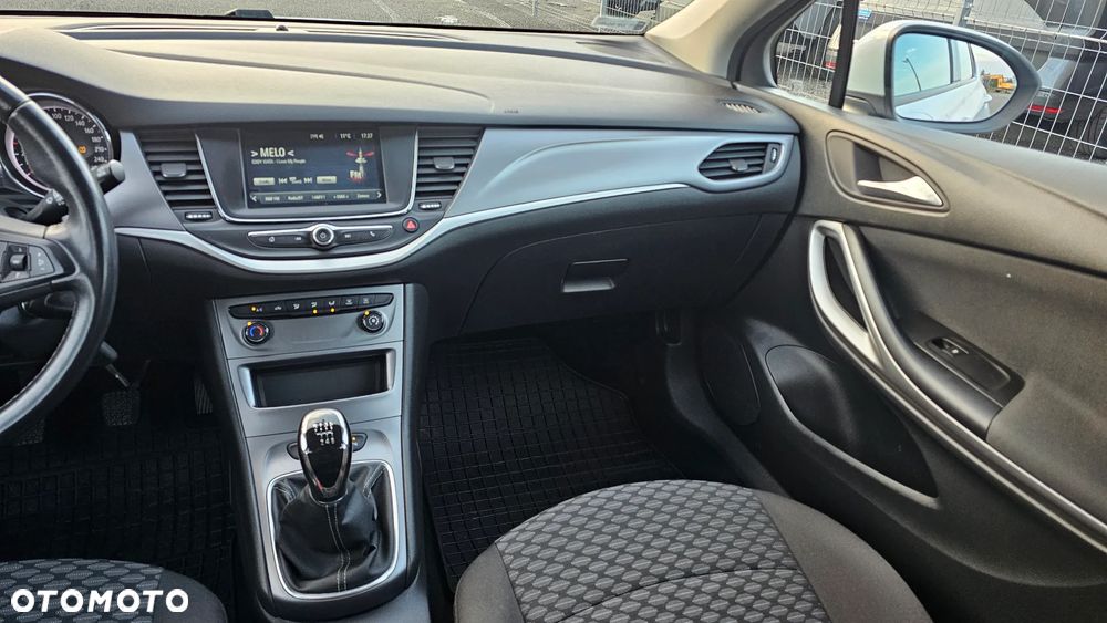 Opel Astra V 1.4 T Enjoy - 9