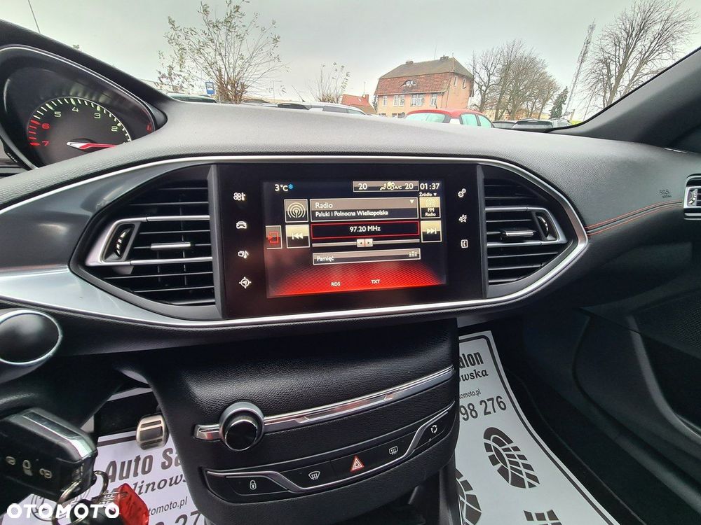 Peugeot 308 1.2 PureTech GPF GT S&S - 17