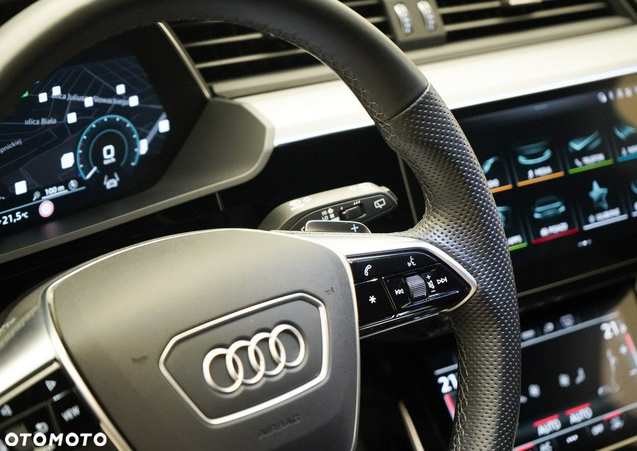 Audi e-tron - 23